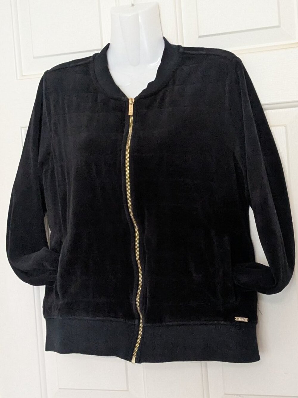 Calvin Klein women's Velvet Jacket Size Medium Black .
